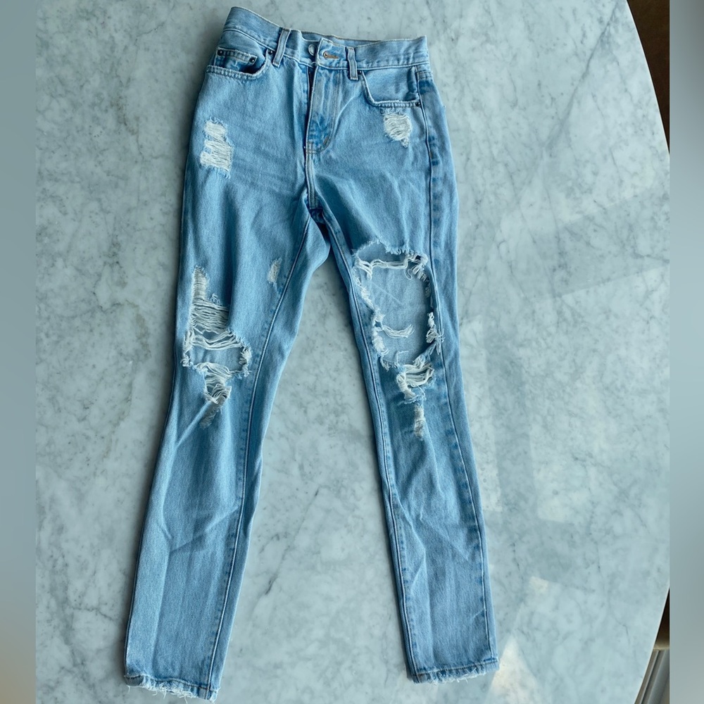 Carmar Ripped Jeans